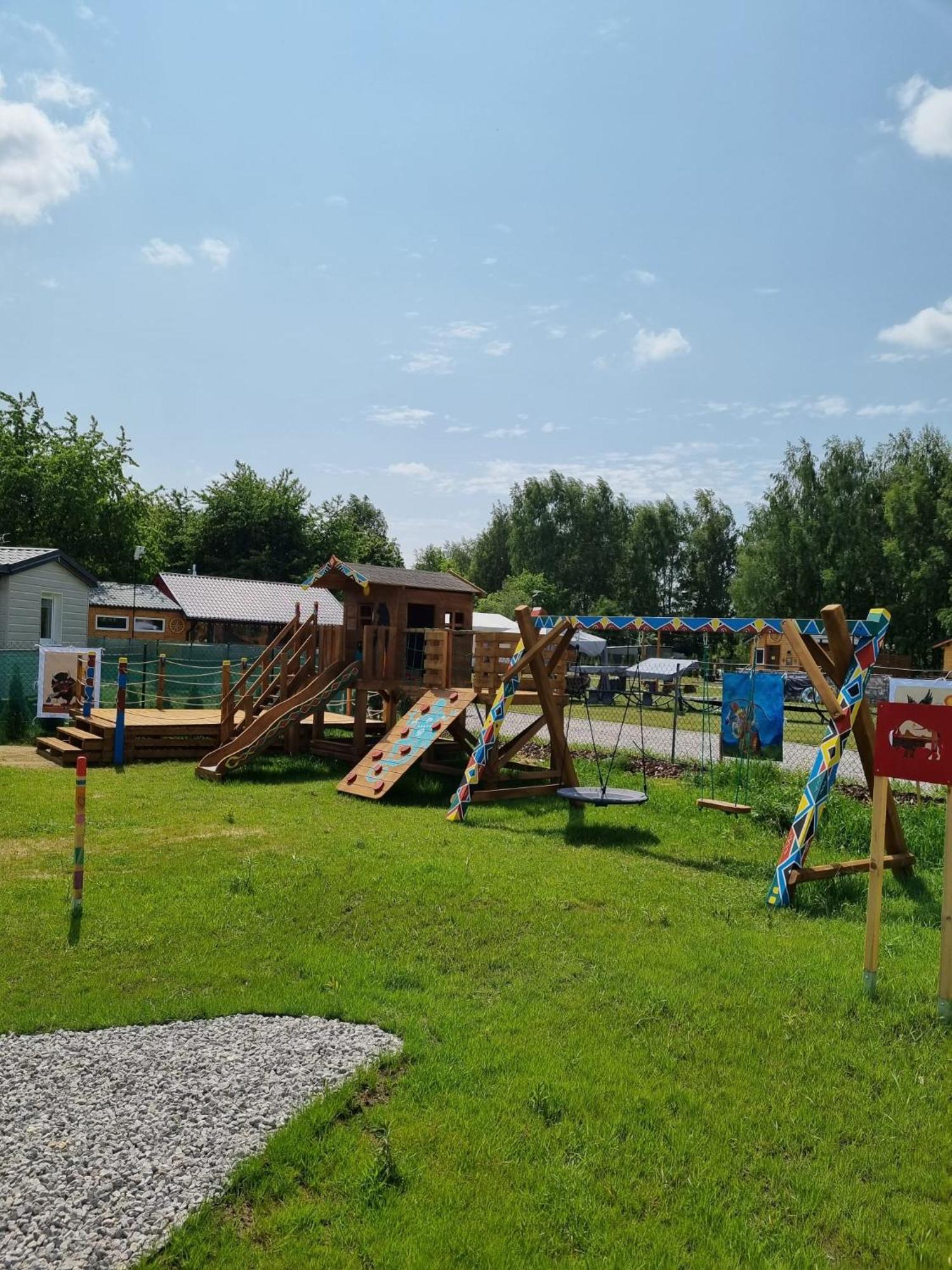 Indiana Camp - 150 M Od Suntago Park Otel Grabce-Towarzystwo Dış mekan fotoğraf