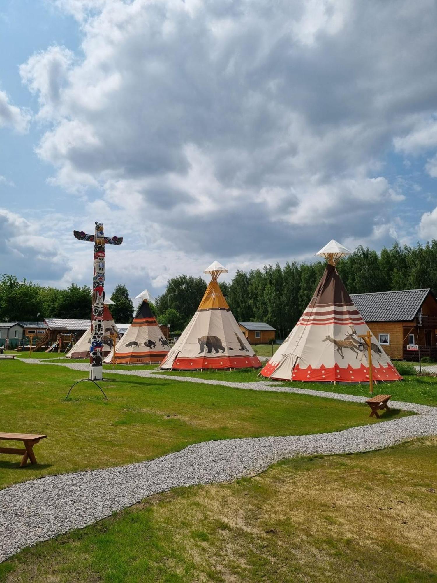 Indiana Camp - 150 M Od Suntago Park Otel Grabce-Towarzystwo Dış mekan fotoğraf