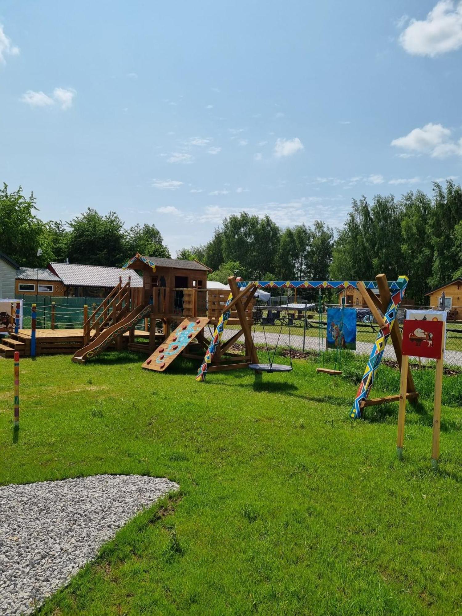Indiana Camp - 150 M Od Suntago Park Otel Grabce-Towarzystwo Dış mekan fotoğraf